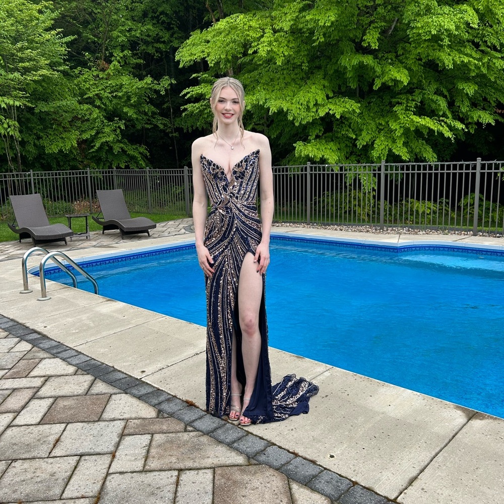 Ashley Lauren Prom dress #11236